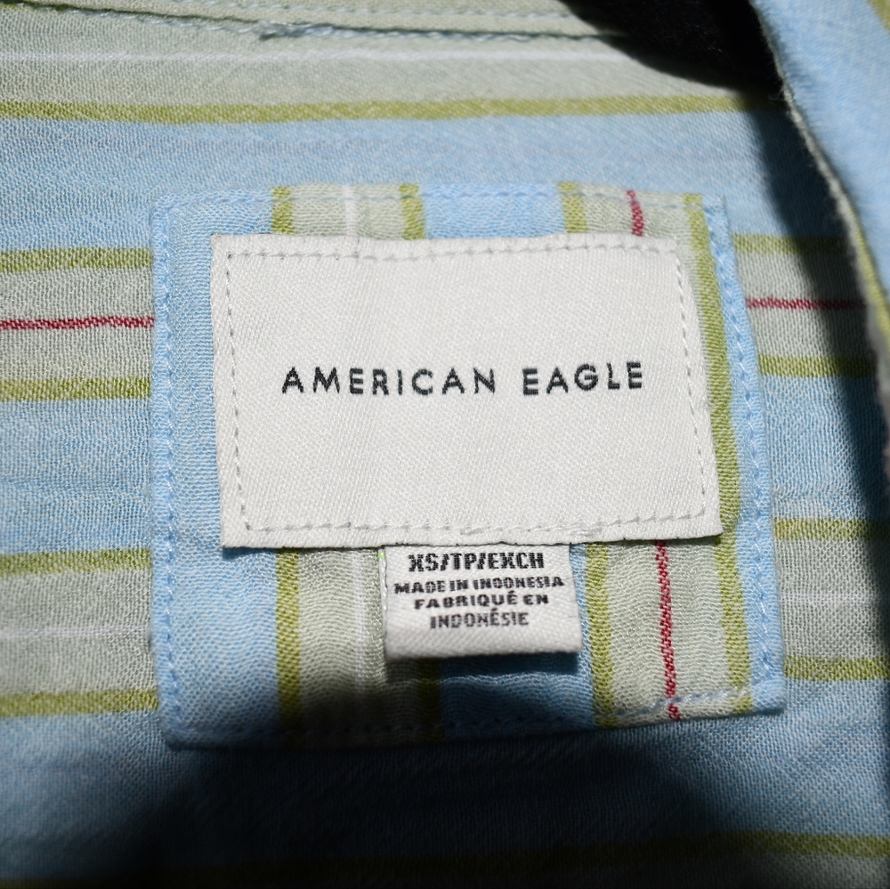 American Eagle Oversized Button Up - image 5